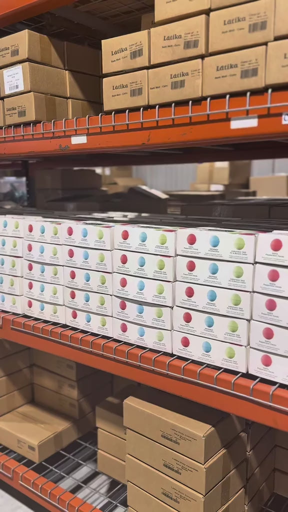 From 👉 full shelves to… just ONE left 😱🍂 Our Fall Bath Bomb Gift Box sold out fast, but don’t worry — we’re making more! #fall #fyp #womenownedbusiness #smallbusiness  